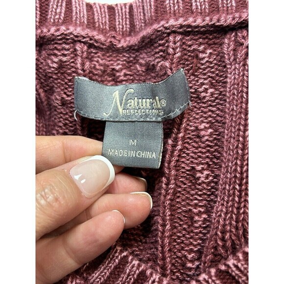 NATURAL REFLECTIONS Burgundy Acid Washed V-neck Cable Knit Sweater Medium - Picture 4 of 8